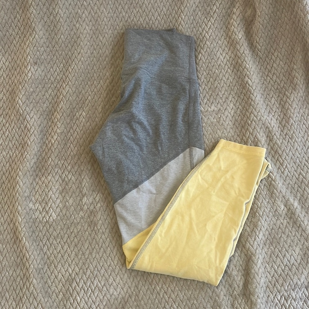 Old Navy Active Leggings